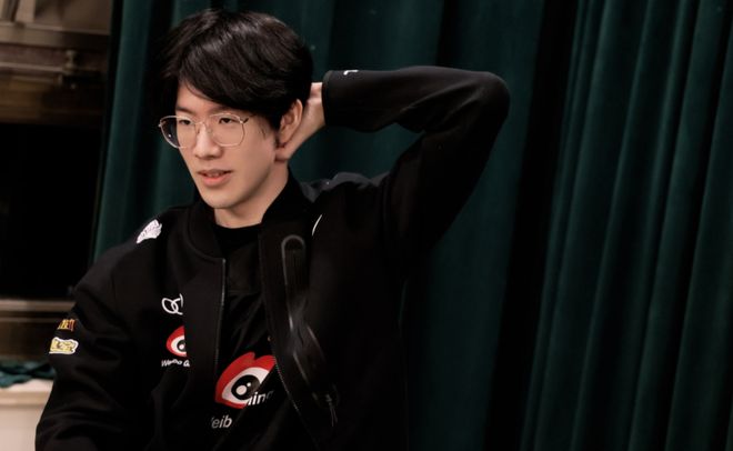 更大的阶段 更大的阶段