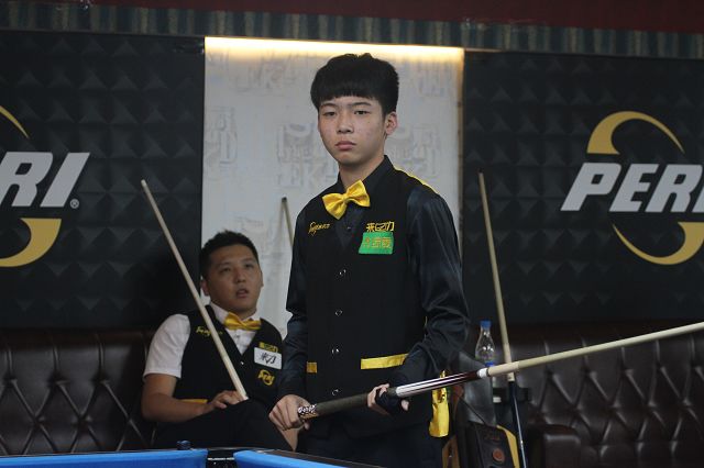 连续两场英 连续两场英