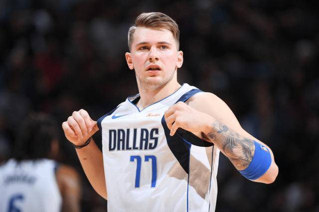 现了极强的 现了极强的